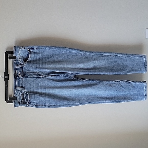 Judy Blue Slim Fit Straight Leg‎ Stretch Denim Jeans Size 11/30 Light Blue Wash - Picture 1 of 10